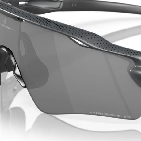 Oakley Radar EV Path High Resolution Carbon/Prizm Black Polarized 0OO9208-9208D3 - Cam2