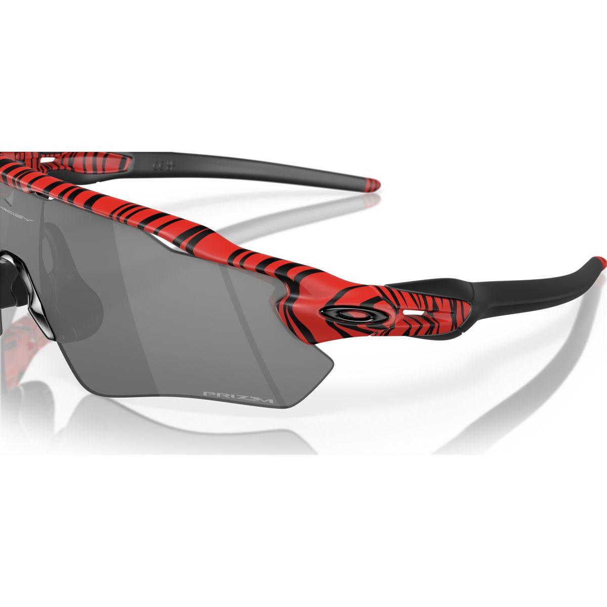 Oakley Radar EV Path Red Tiger Prizm Black 0OO9208 9208D1 Oakley Cam2