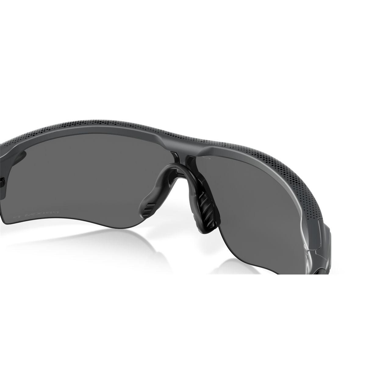 Oakley Radarlock Path (Low Bridge Fit) High Resolution Carbon/Prizm Black Polarized 0OO9206-920687