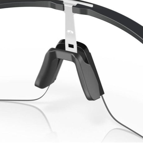 Oakley Sutro Lite (Low Bridge Fit) Matte Carbon/Clear To Black Iridium Photochromic 0OO9463A-946318