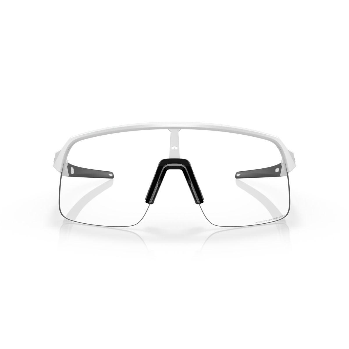 Oakley Sutro Lite (Low Bridge Fit) Matte White/Clear To Black Iridium Photochromic 0OO9463A-946319