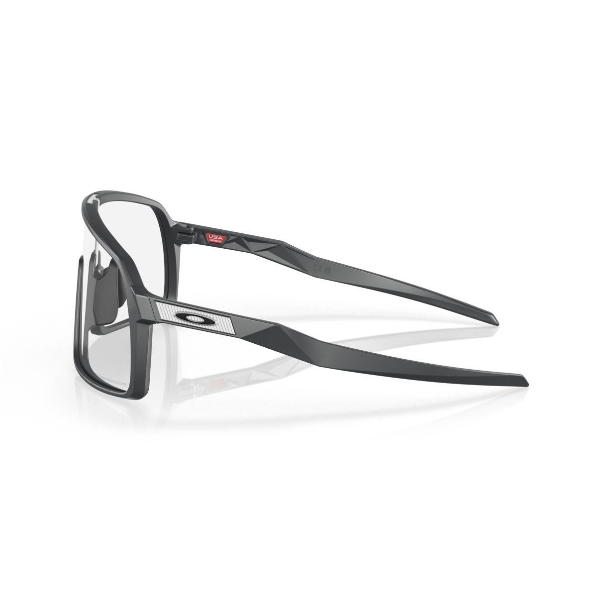 Oakley Sutro (Low Bridge Fit) Matte Carbon/Clear To Black Iridium Photochromic 0OO9406A-940633