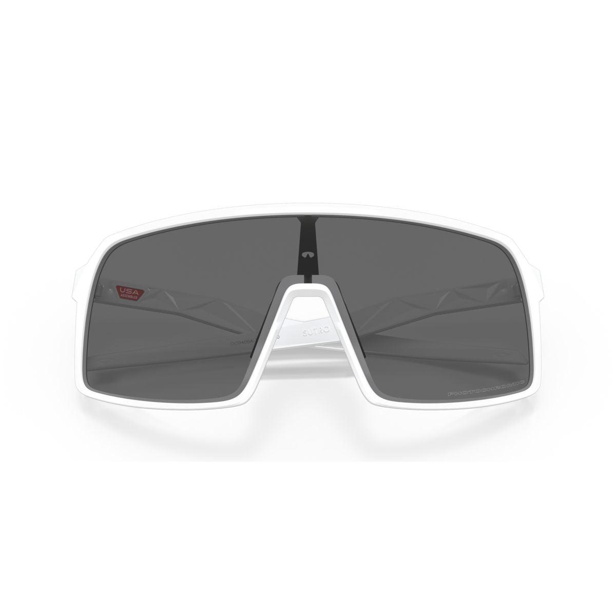 Oakley Sutro (Low Bridge Fit) Matte White/Clear To Black Iridium Photochromic 0OO9406A-940634