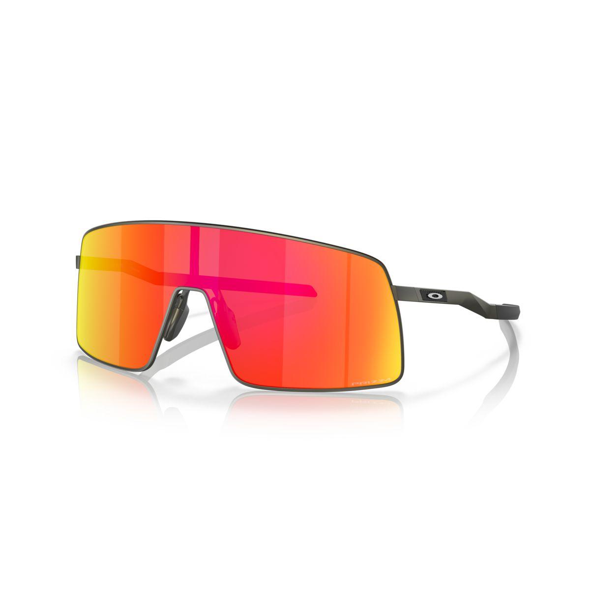 Oakley Sutro TI Satin Carbon/Prizm Ruby 0OO6013-601302 - Cam2