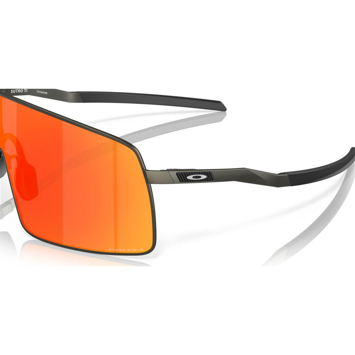 Oakley Sutro TI Satin Carbon/Prizm Ruby 0OO6013-601302 - Cam2